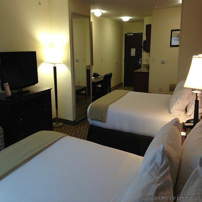 Holiday Inn Express Niles By Ihg Exterior foto